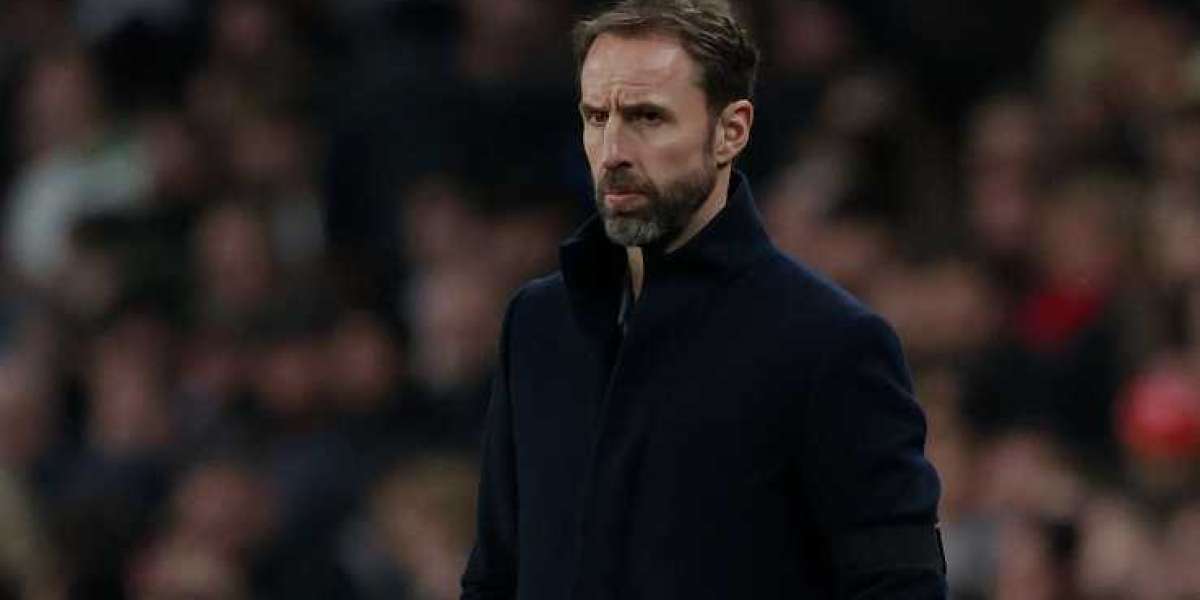 Is Southgate suitable for Manchester United